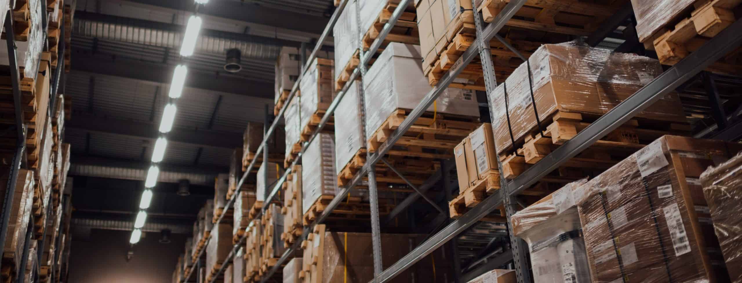 Warehouse pallet racks